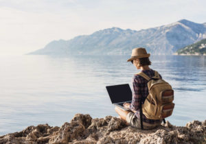 trabajos que implican viajar mundo